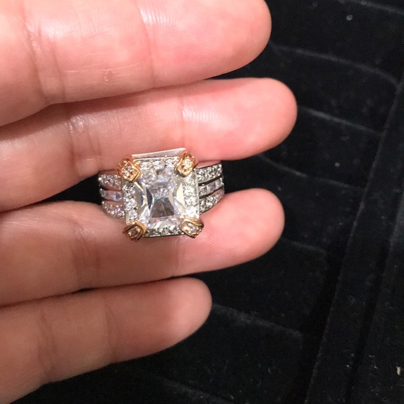 Jewels by Park Lane Gorgeous ring size 8 - Picture 5 of 6